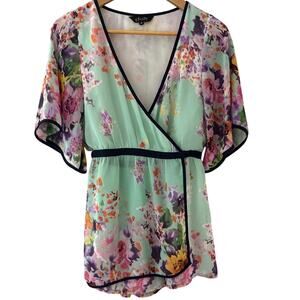 Elliatt Overindulgence Whimsy Multicolor Floral Wrap Romper Size‎ XS